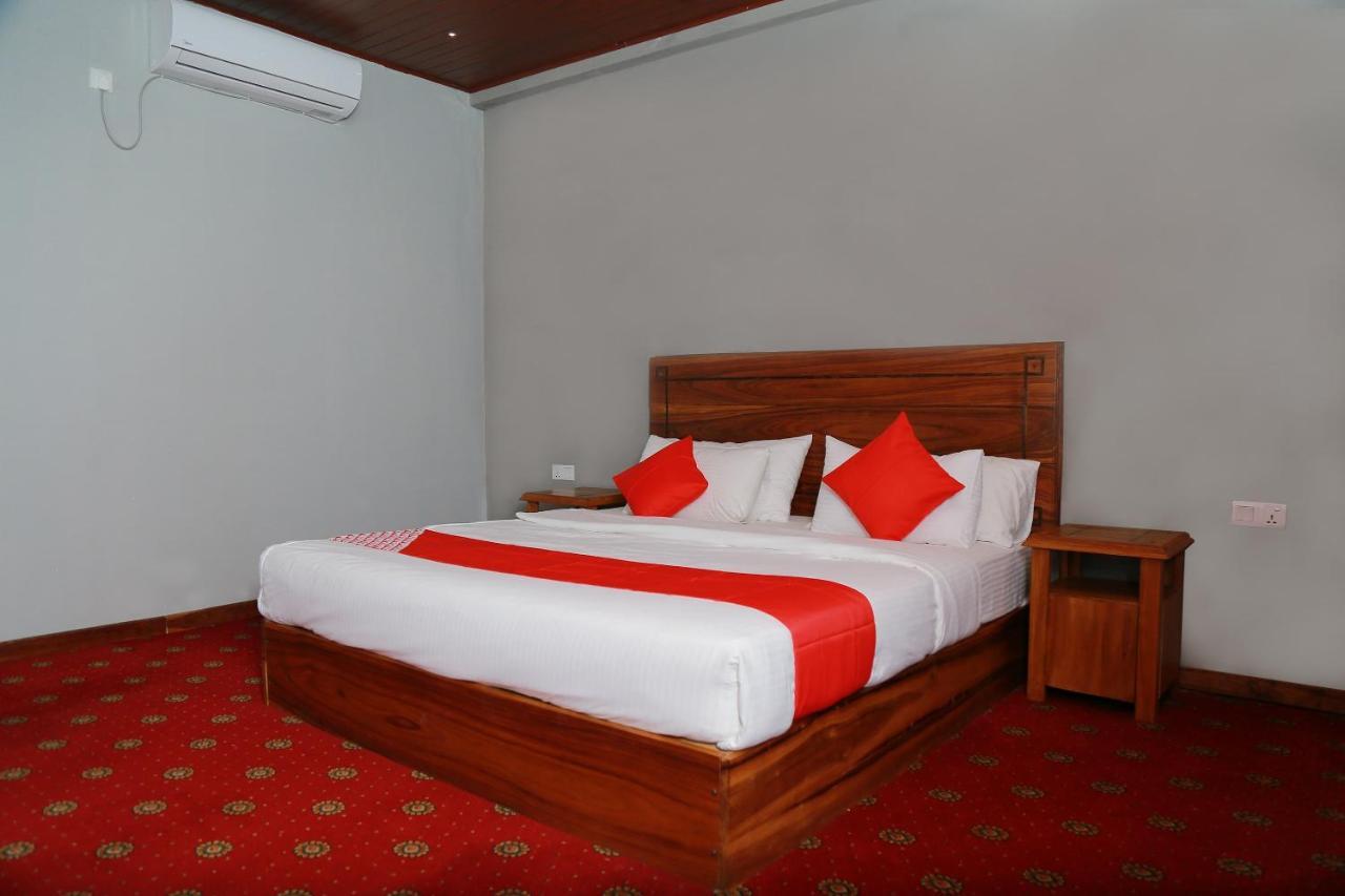 Oyo 278 Hotel Rivelka Kundasale Zewnętrze zdjęcie