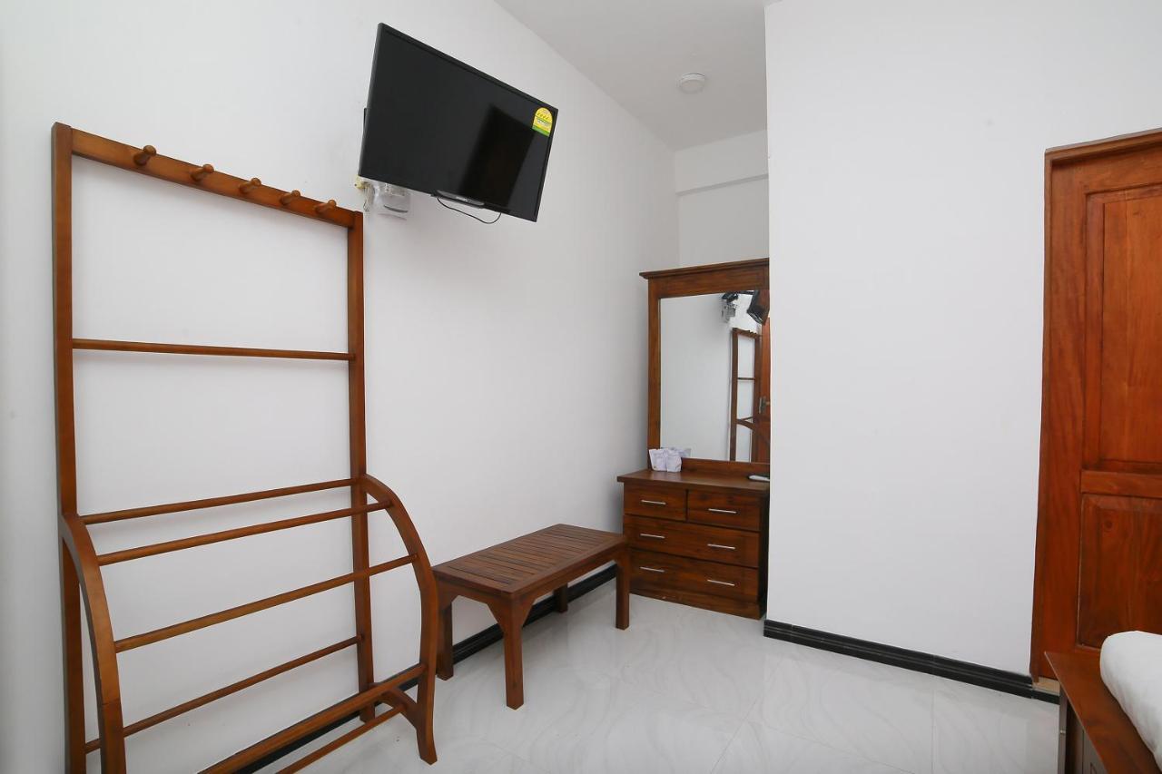 Oyo 278 Hotel Rivelka Kundasale Pokój zdjęcie